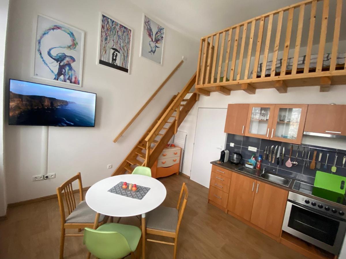 Apartman V Lesni Jablonec nad Nisou Exterior photo
